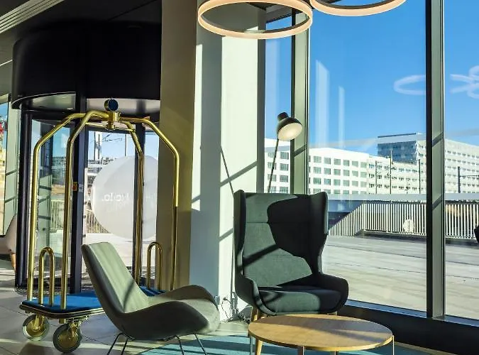 Express - - Grand Arenas By Ihg نيس