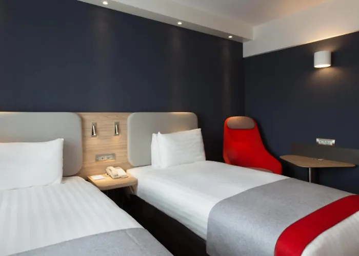فندق Express - - Grand Arenas By Ihg نيس