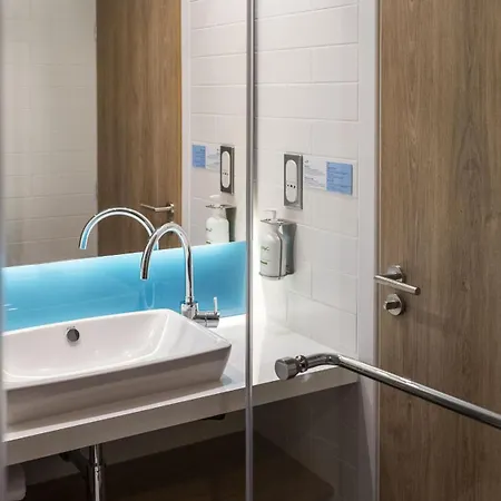 Express - - Grand Arenas By Ihg 3* Nice