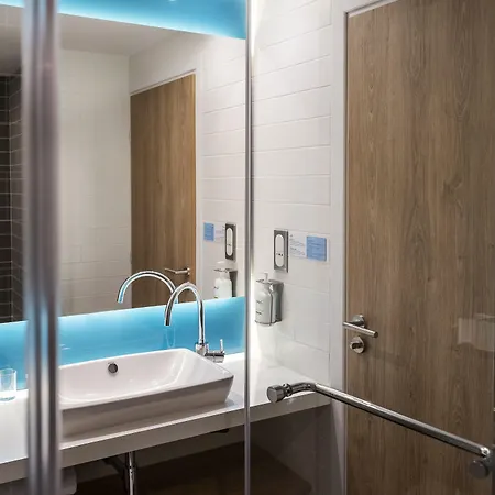 Hotel Express - - Grand Arenas By Ihg