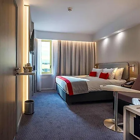 Hotel Express - - Grand Arenas By Ihg 3*