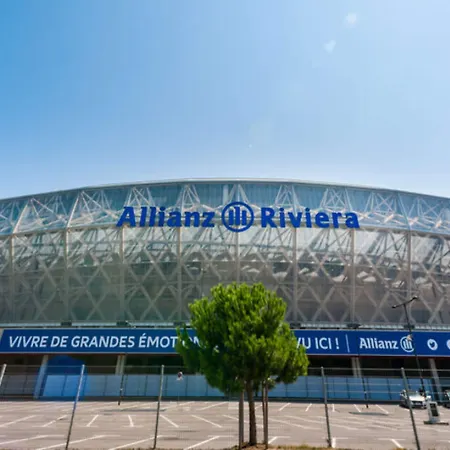 Express - - Grand Arenas By Ihg 3* Nice