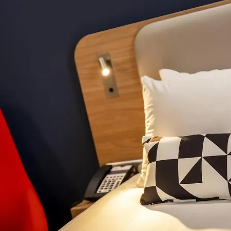 Express - - Grand Arenas By Ihg 3* نيس