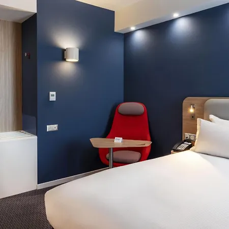 Express - - Grand Arenas By Ihg 3* ניס